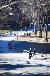 Central Park - people running